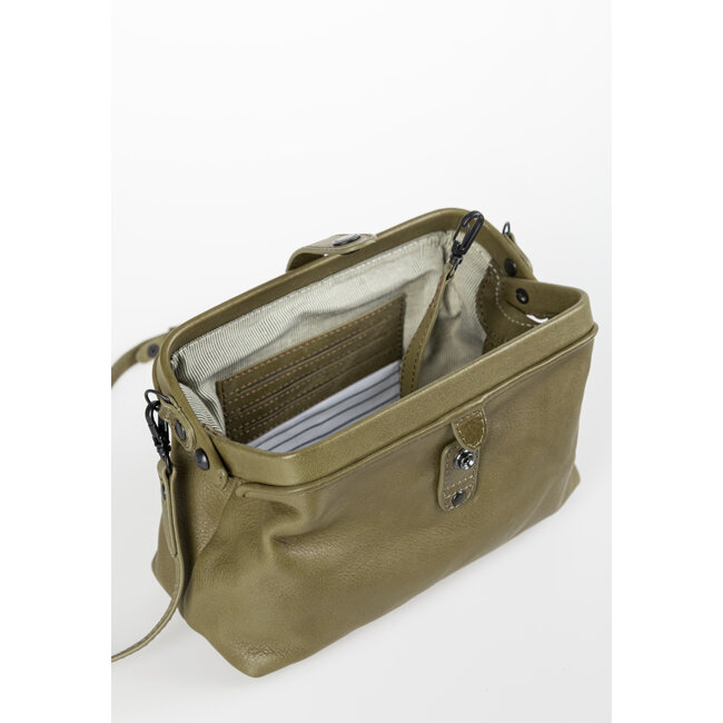 Aunts & Uncles 'Mrs. Eclair' - Olive Branch  - 40267-109