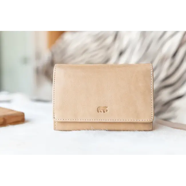 Bear Design 'Flappie" Baltic Beige  - CL 15572 , Cow Lavato Collectie