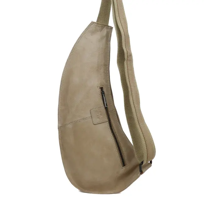 Bear Design "Ranee" Feather - CP 1817, Callisto-Pelle Collectie
