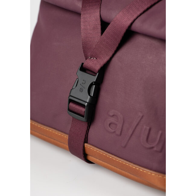 Aunts & Uncles 'Tsu' Cherry Lacquer - 10227-68