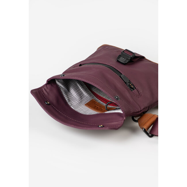 Aunts & Uncles 'Tsu' Cherry Lacquer - 10227-68