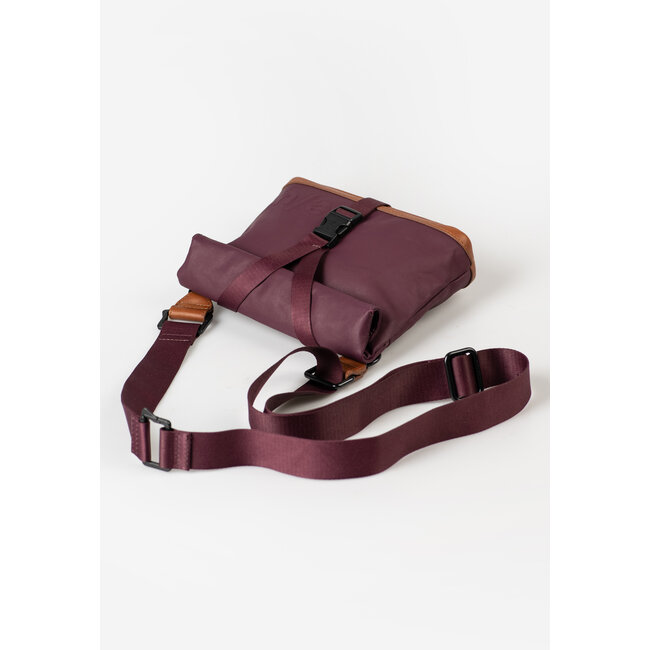 Aunts & Uncles 'Tsu' Cherry Lacquer - 10227-68