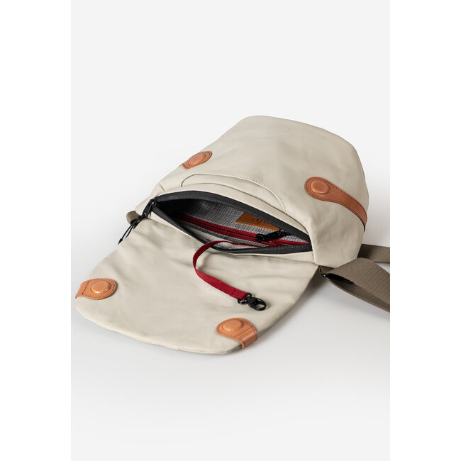 Aunts & Uncles 'Kazo' Dust - 10236-24