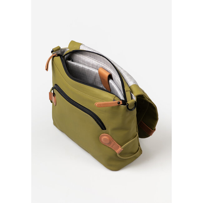 Aunts & Uncles 'Sendai'  Marshland - 10209-58