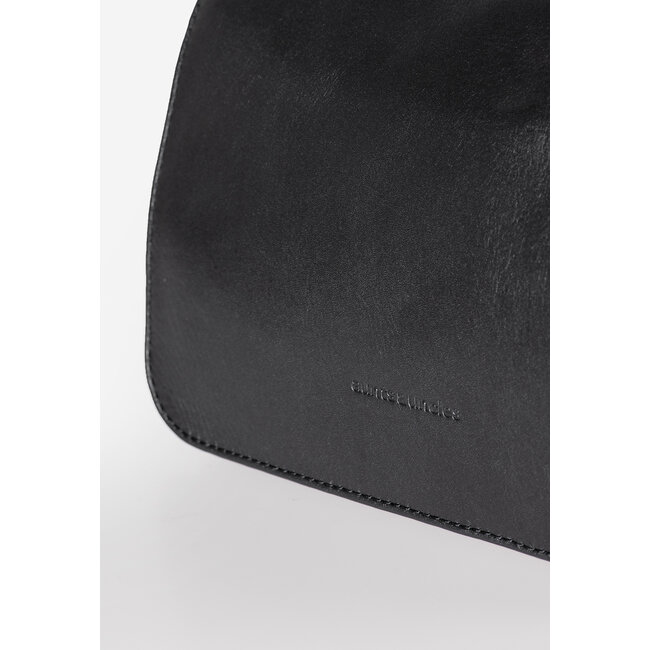 Aunts & Uncles 'Magnolia' Jet Black - 20061-0