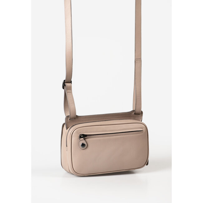 Aunts & Uncles 'Magnolia' Portabella - 20061-18