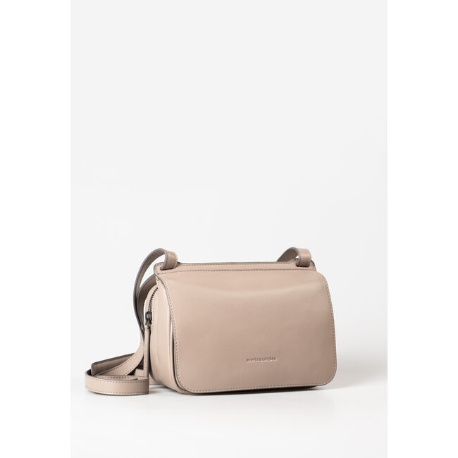 Aunts & Uncles 'Magnolia' Portabella - 20061-18