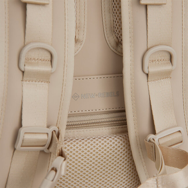 New Rebels 'Jessi'  Womby Underseater 30x20x45cm - Beige