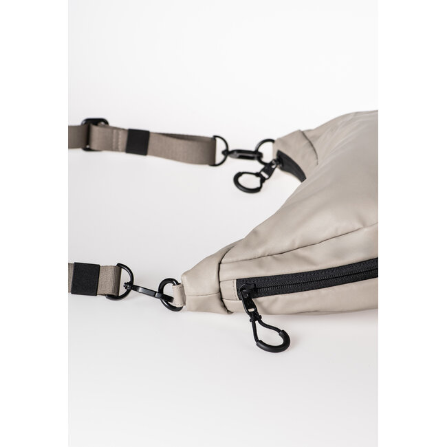 Aunts & Uncles 'Yoshii RE' Driftwood - 10407-23