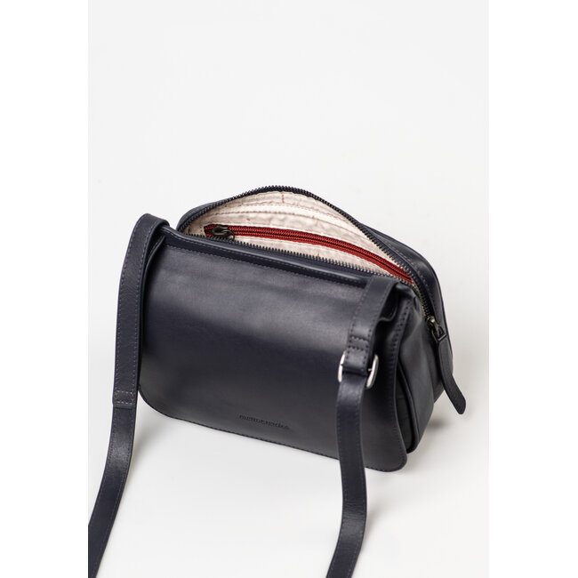 Aunts & Uncles 'Magnolia' Dark Horizon - 20061-61