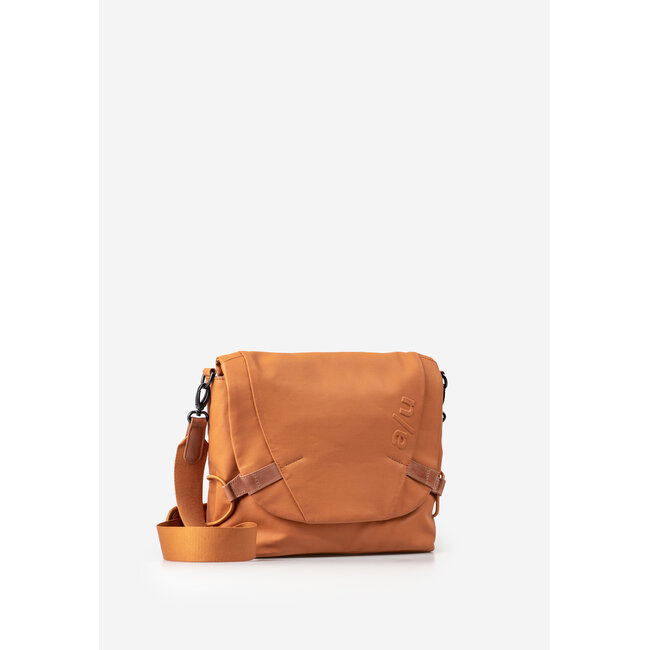 Aunts & Uncles 'Sendai'  Honey Ginger - 10209-21