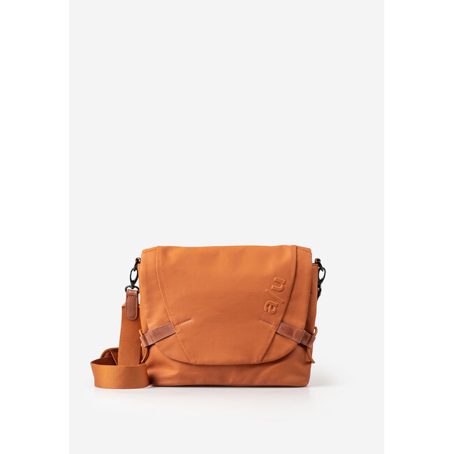 Aunts & Uncles 'Sendai'  Honey Ginger - 10209-21