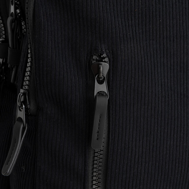 New Rebels 'Ribbi' Milwaukee Rugzak - 15.6 inch Laptopvak  - Zwart