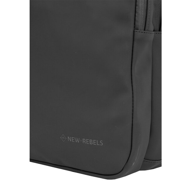 New Rebels William-Milwaukee Handel Backpack 15 Inch - Black