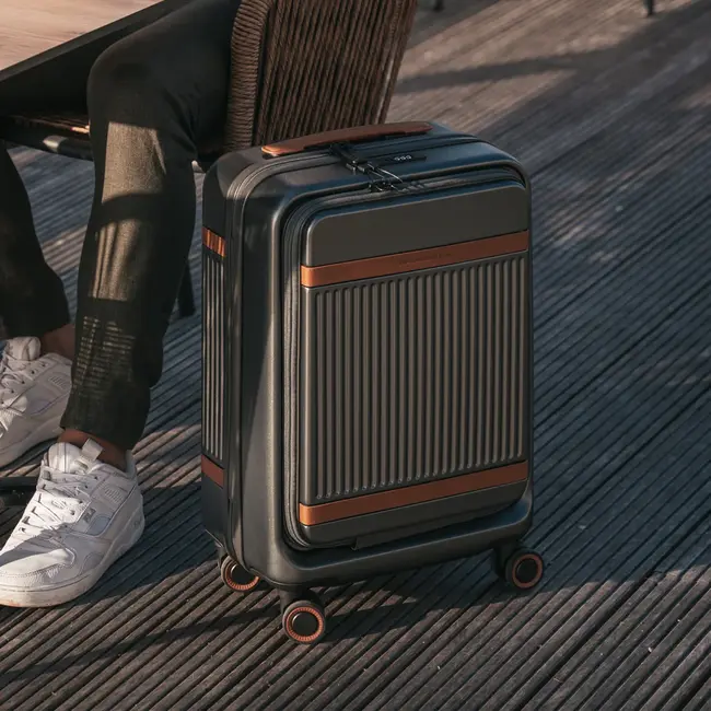 The Chesterfield Brand Handbagage Koffer met Voorvak 'Zuna' Urban Graphite