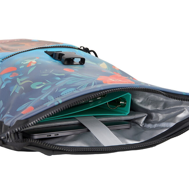 New Rebels Mart Arts  Roll-Top Backpack mini 'Tekkel'