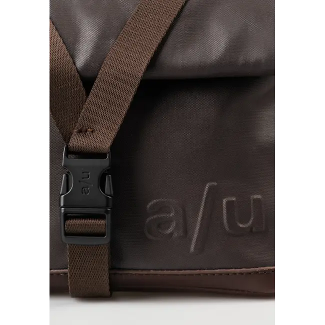 Aunts & Uncles Heuptas/Crossbody 'Tsu' Ground Coffee