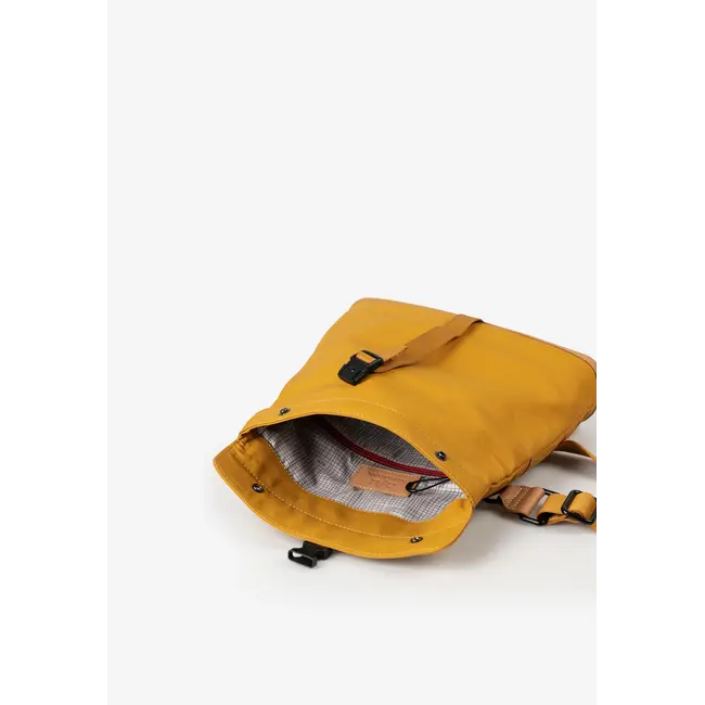 Aunts & Uncles Crossbody 'Yao' Amber