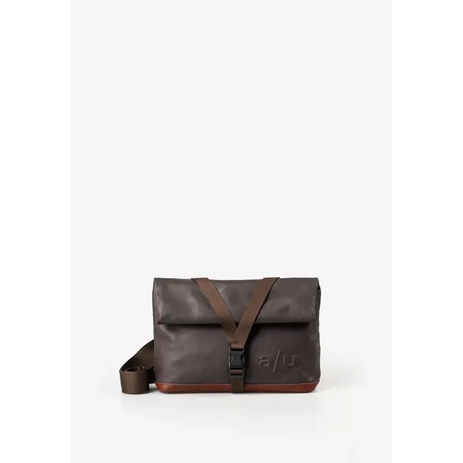 Aunts & Uncles Crossbody 'Yao' Ground Coffee