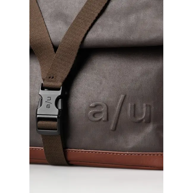 Aunts & Uncles Crossbody 'Yao' Ground Coffee