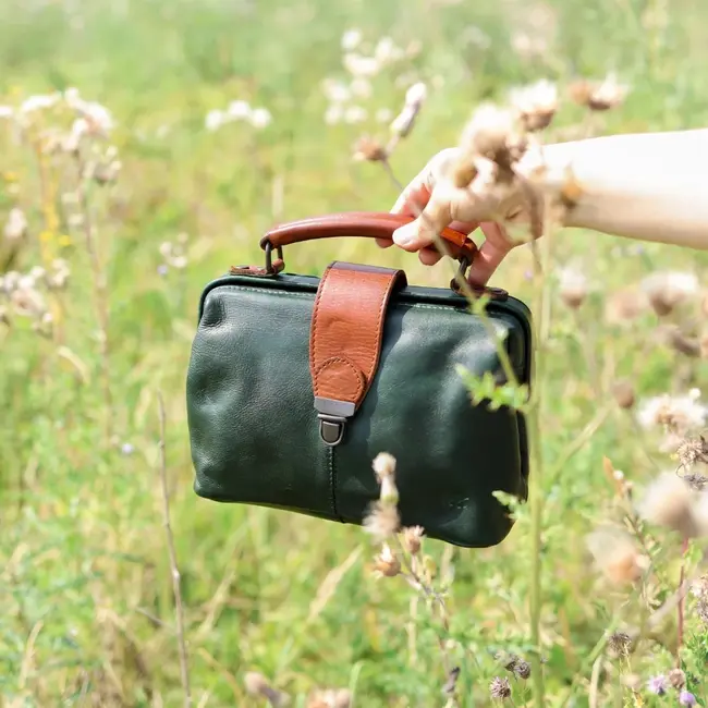 Bear Design Dokterstasje 'Julia ' Groen/Cognac