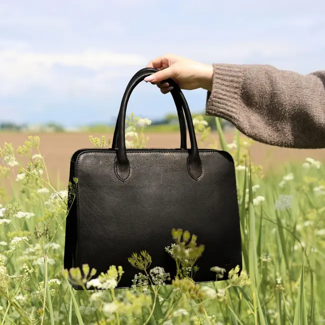 Bear Design Hand/Schoudertas 'Hannah' met 14” Laptopvak Cognac