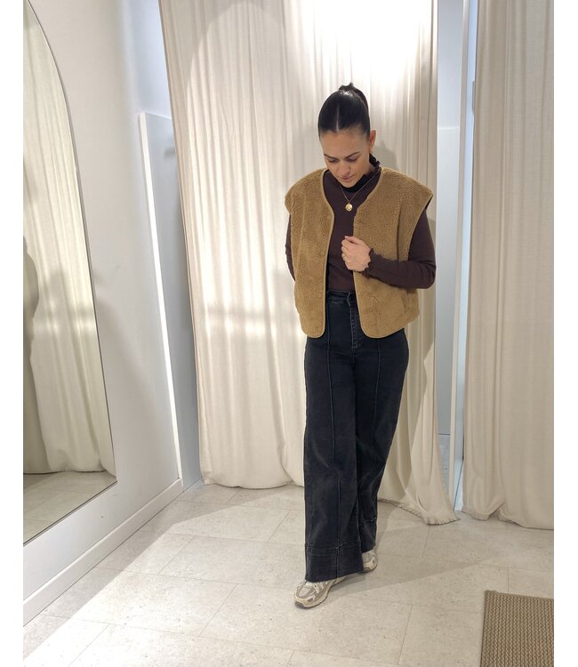 VIVI TEDDY GILET CAM