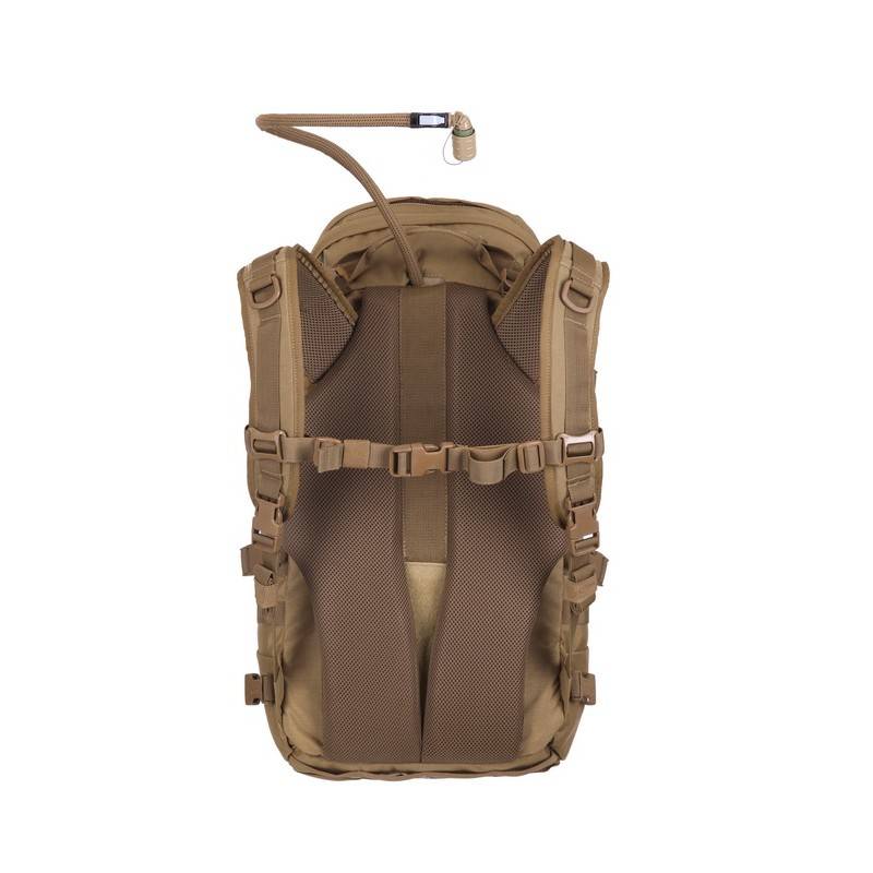 Source Double D  Hydration Cargo Pack