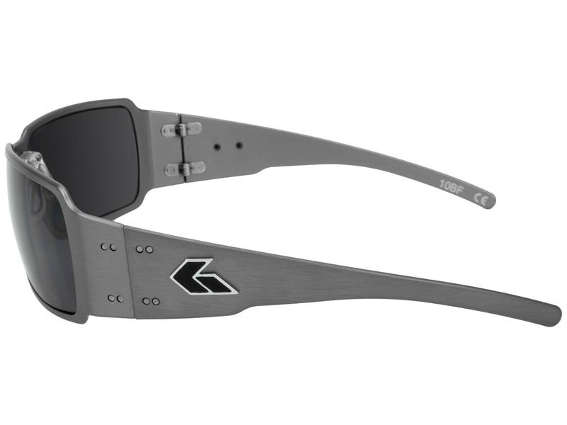 Gatorz   Type 1 : Gatorz Boxster Polarized   /  Type 2 :	Black eyed smoked / Zwarte frame / Boxster / Type 3 : Gatorz Magnum OPZ Optimized Polarized