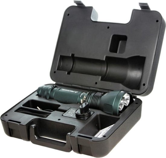 MACTRONIC  BLITZ K12 - RECHARGEABLE HIGH POWER SEARCHLIGHT 11600 LUMENS 7800 mAh