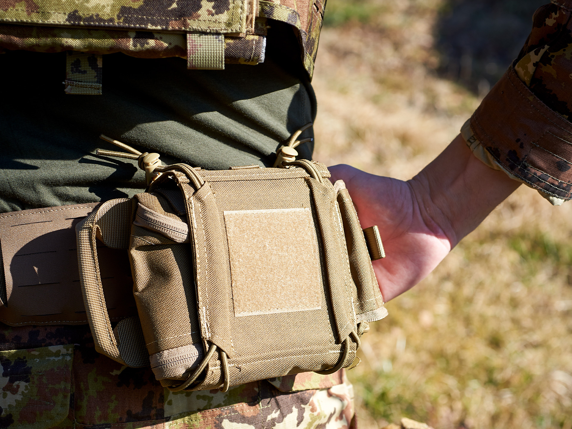 DEFCON 5  IFAK MEDIC POUCH
