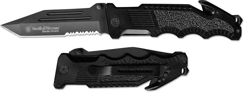 Smith & Wesson Border Guard SWBG10S Serrated Tanto Folder