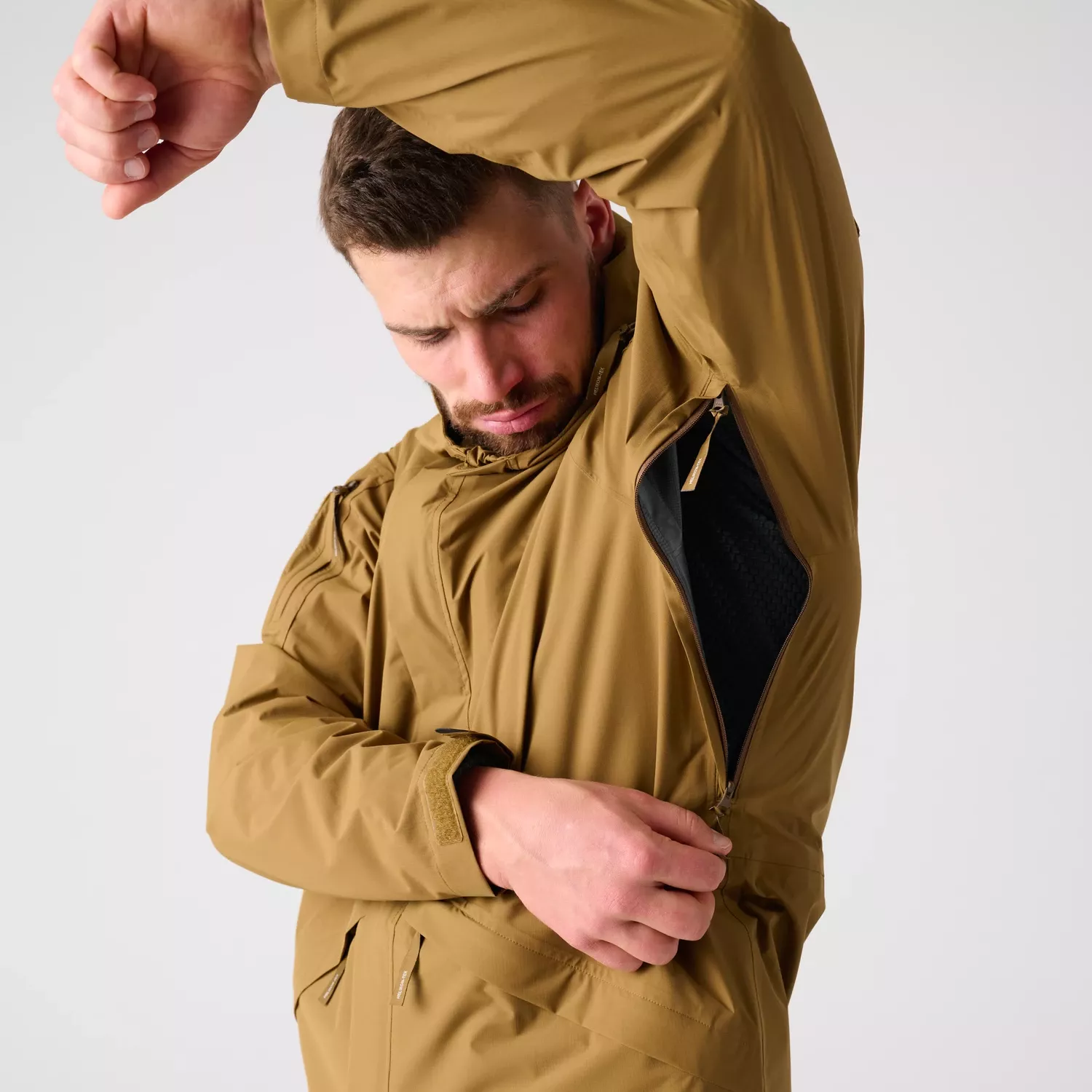 Helikon-Tex Chinook Jacket // REGENVEST   Coyote
