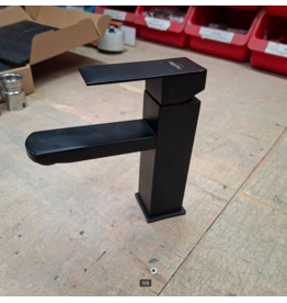 Linea Uno OP=OP wastafelkraan zwart nr184