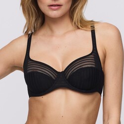 Basyl full cup B-E zwart
