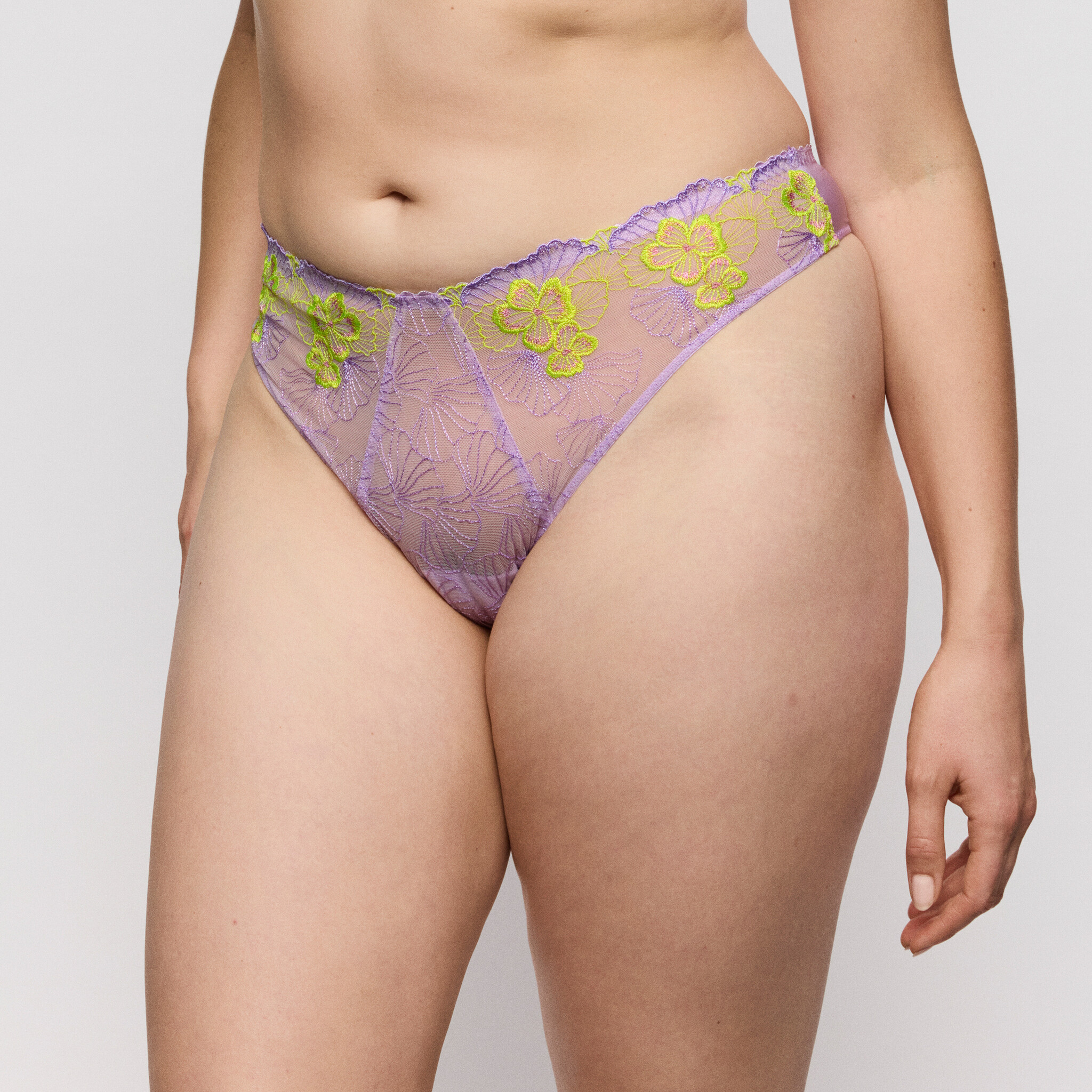 Prima Donna Prima Donna Ixia string 38-46 wisteria