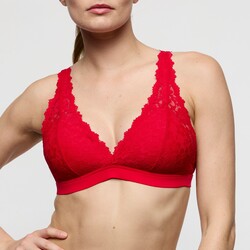 Soft studio bralette lace A-E true red