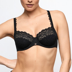Nillo full cup B-E zwart
