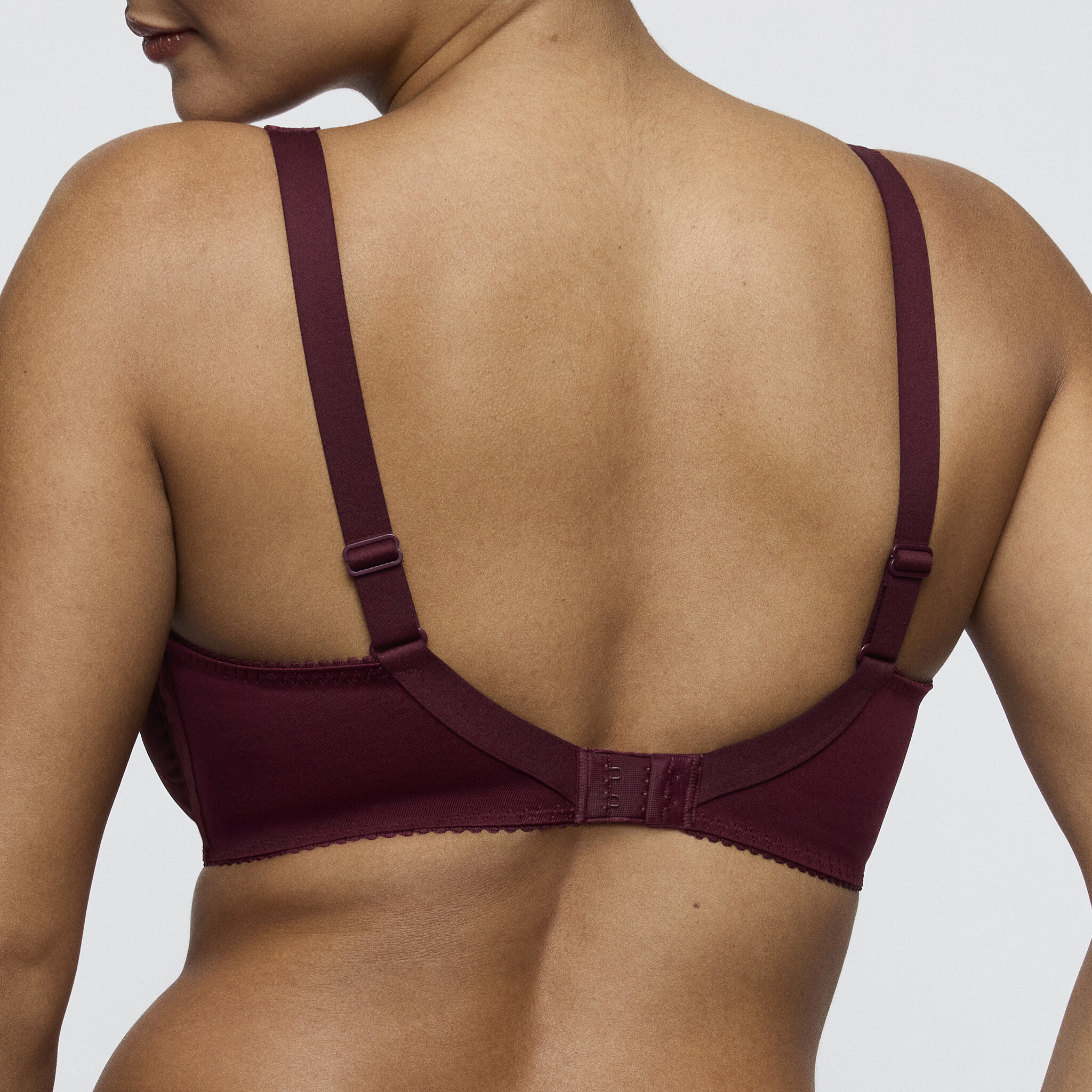Prima Donna Prima Donna Salerno full cup B-H  evening red