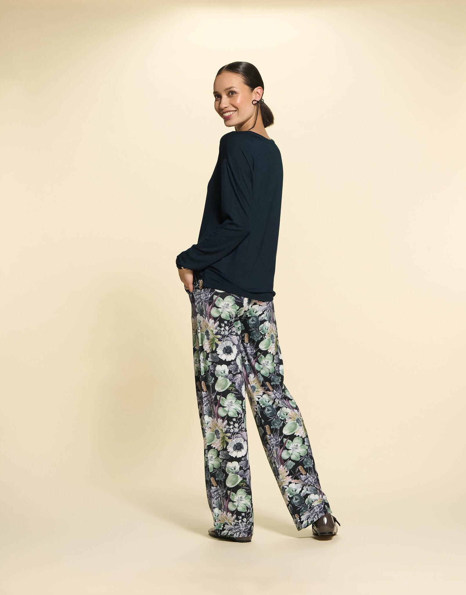 Essenza  Essenza Nora violesta lange broek M anthracite