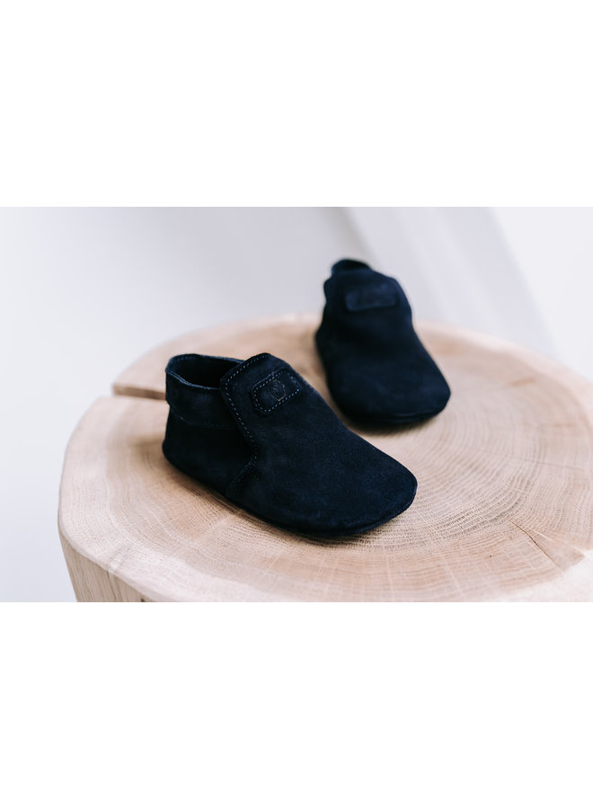 Mavies | first steps | navy suede