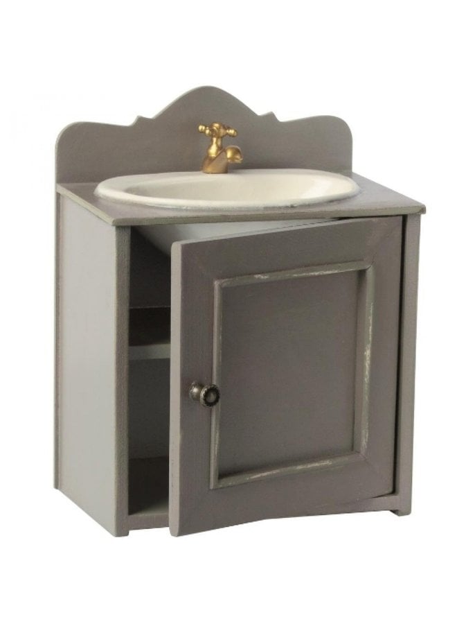 Maileg | miniature bathroom sink