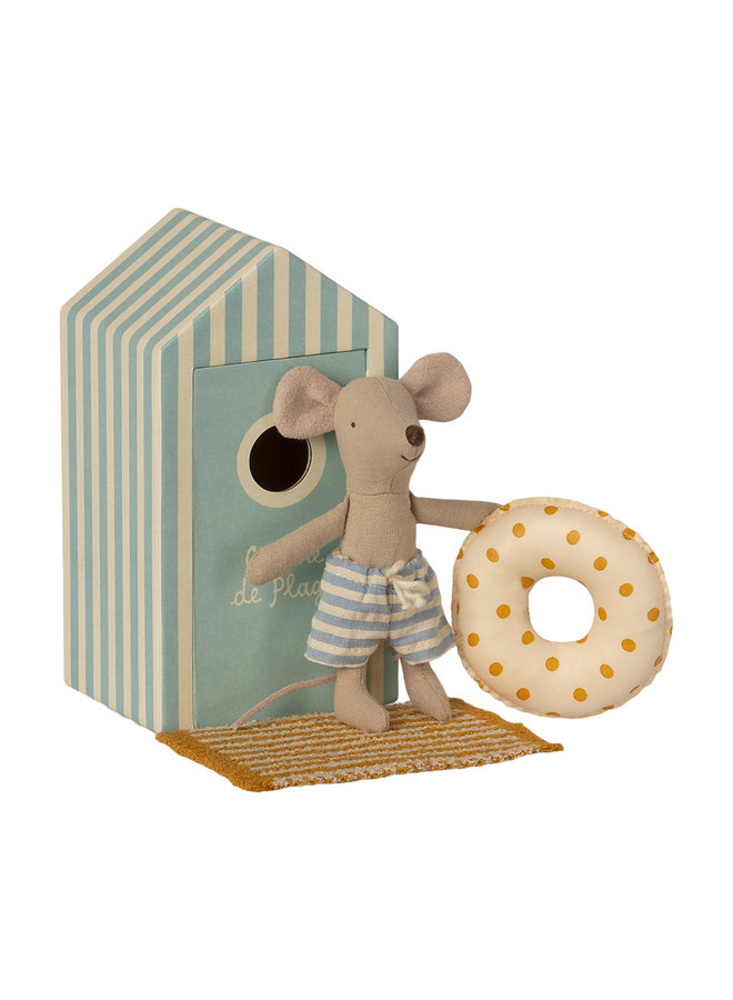 Maileg | beach mice | little brother in cabin de plage