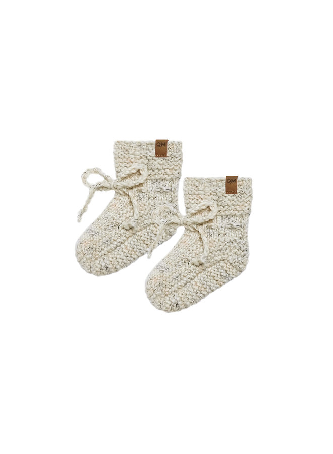 Quincy Mae | speckled knit booties | natural