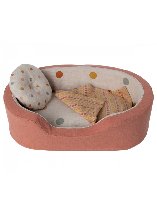 Maileg | dog basket | coral