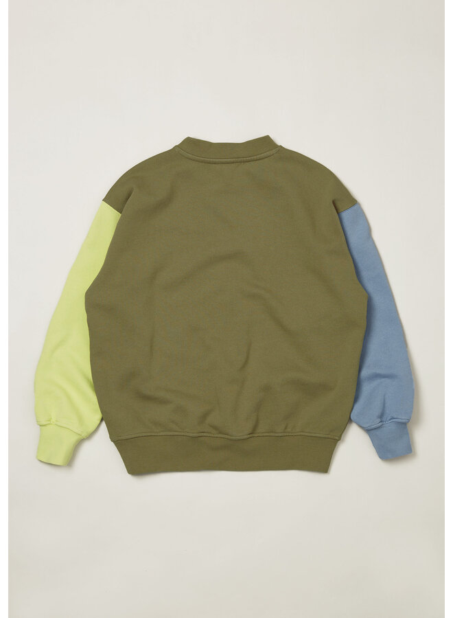 Main Story | oversized sweatshirt | colourblock aloe