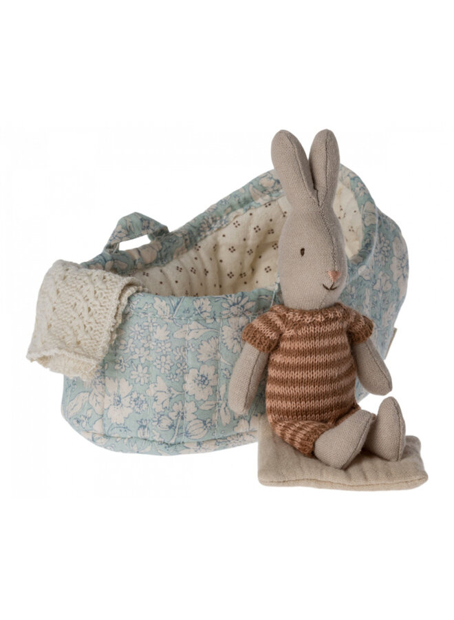 Maileg | rabbit in carrycot