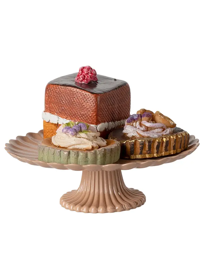 Maileg | cakes and cakestand