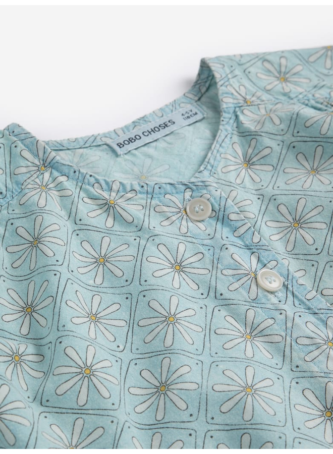 Bobo Choses | daisy mosaic all over woven top | light blue