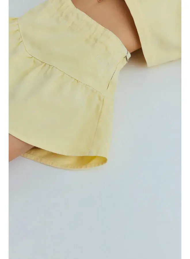 The New Society | bellis short soft lemon